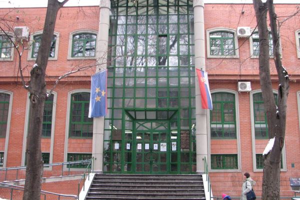 ODLAŽU SE MANIFESTACIJE I POSETE PRIRODNJAČKOJ IZLOŽBI