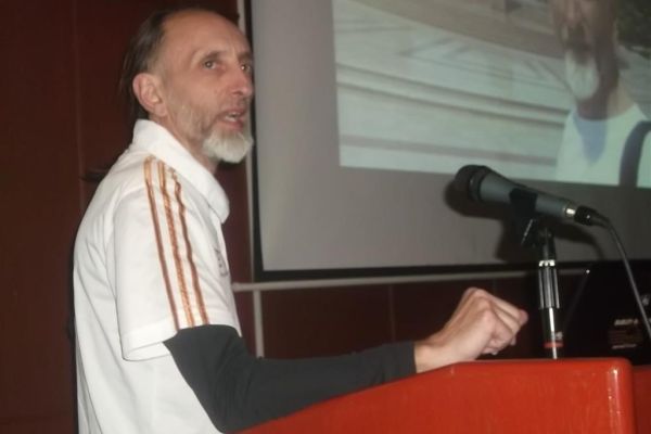 Održana promocija 7. Putovanja triatlonca Zorana Zivlaka „Biciklom oko sveta“, Azerbejdžan 2015.