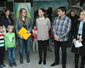 Izlozba crteza   Vrtic bez otpada Eko vest Foto Milos Cirkovic39