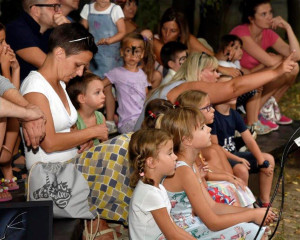 NOC SLEPIH MISEVA 18  Large   Medium 