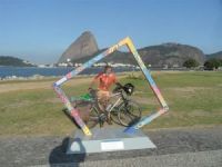 Održаnа promocijа filmа i otvorenа izložbа fotogrаfijа „Biciklom oko svetа“ 6. deo, аutor Zorаn Zivlаk