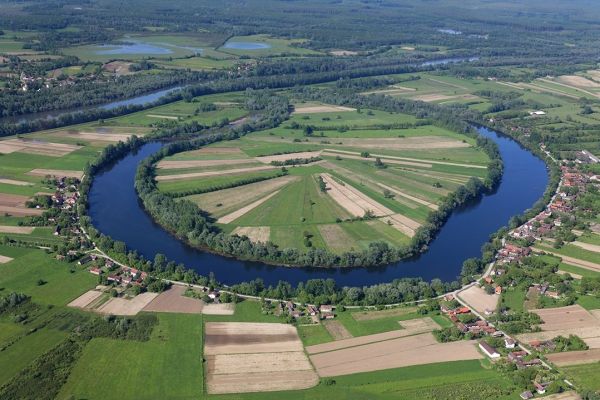 PREDSTAVLJANJE PROJEKTA „SAVA PARKS II  - SLOBODA ZA SAVU“ – SLAVONSKI BROD
